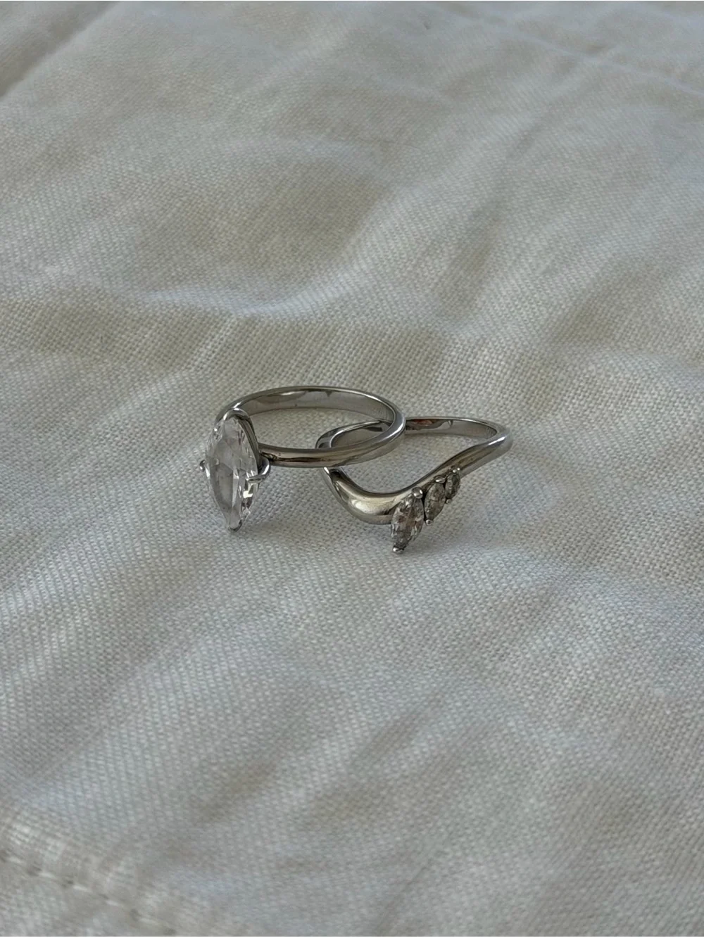 Engagement/wedding ring set